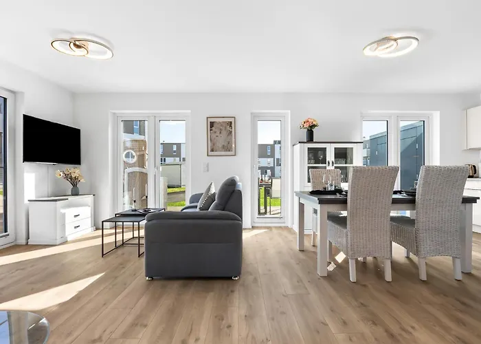 Von Manderley Garden View *